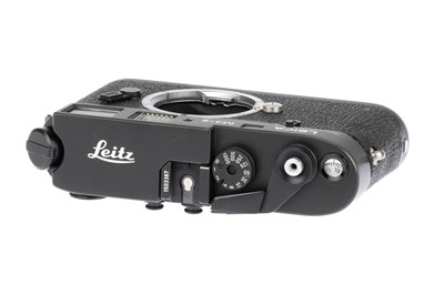 Lot 37 - A Leica M4-2 Rangefinder Camera Body