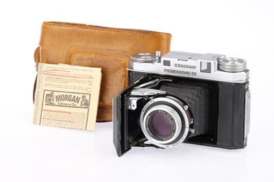 Lot 261 - A Kershaw Peregrine III Medium Format Rangefinder Camera