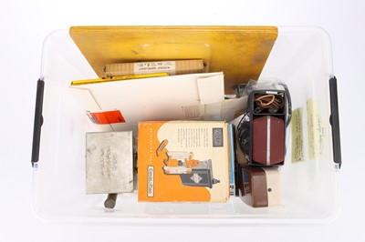 Lot 668 - A Mixed Selection of Darkroom Tools