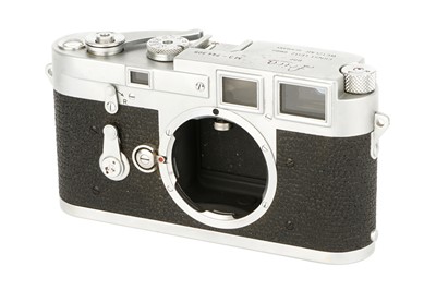 Lot 176 - A Leica M3 Rangefinder Body