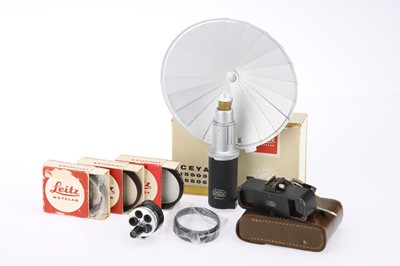 Lot 34 - A Leitz Wetzlar Stereoly Attachment and Other Accessories