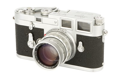Lot 178 - A Leica M3 DS Rangefinder Camera