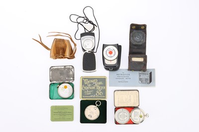 Lot 620 - A Collection of Early Exposure Meters