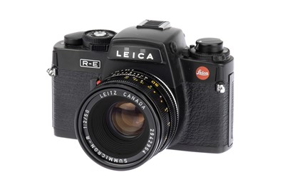 Lot 61 - A Leica R-E SLR Camera Outfit