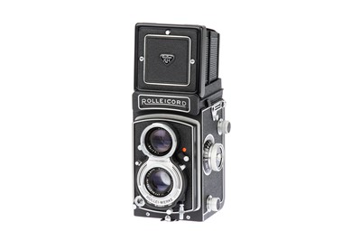 Lot 156 - A Rollei Rolleicord Vb TLR Medium Format Camera