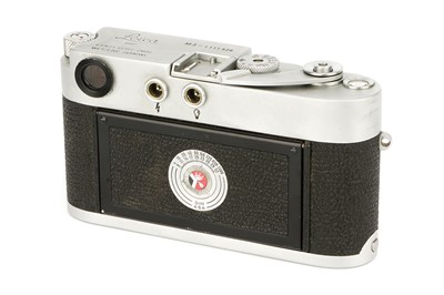 Lot 182 - A Leica M3 Rangefinder Camera