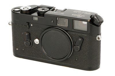 Lot 185 - A Leica M4 Rangefinder Body