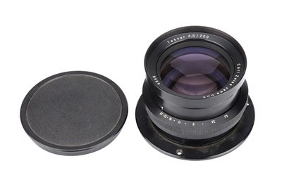 Lot 523 - A Carl Zeiss Jena Tessar f/4.5 250mm Large Format Lens