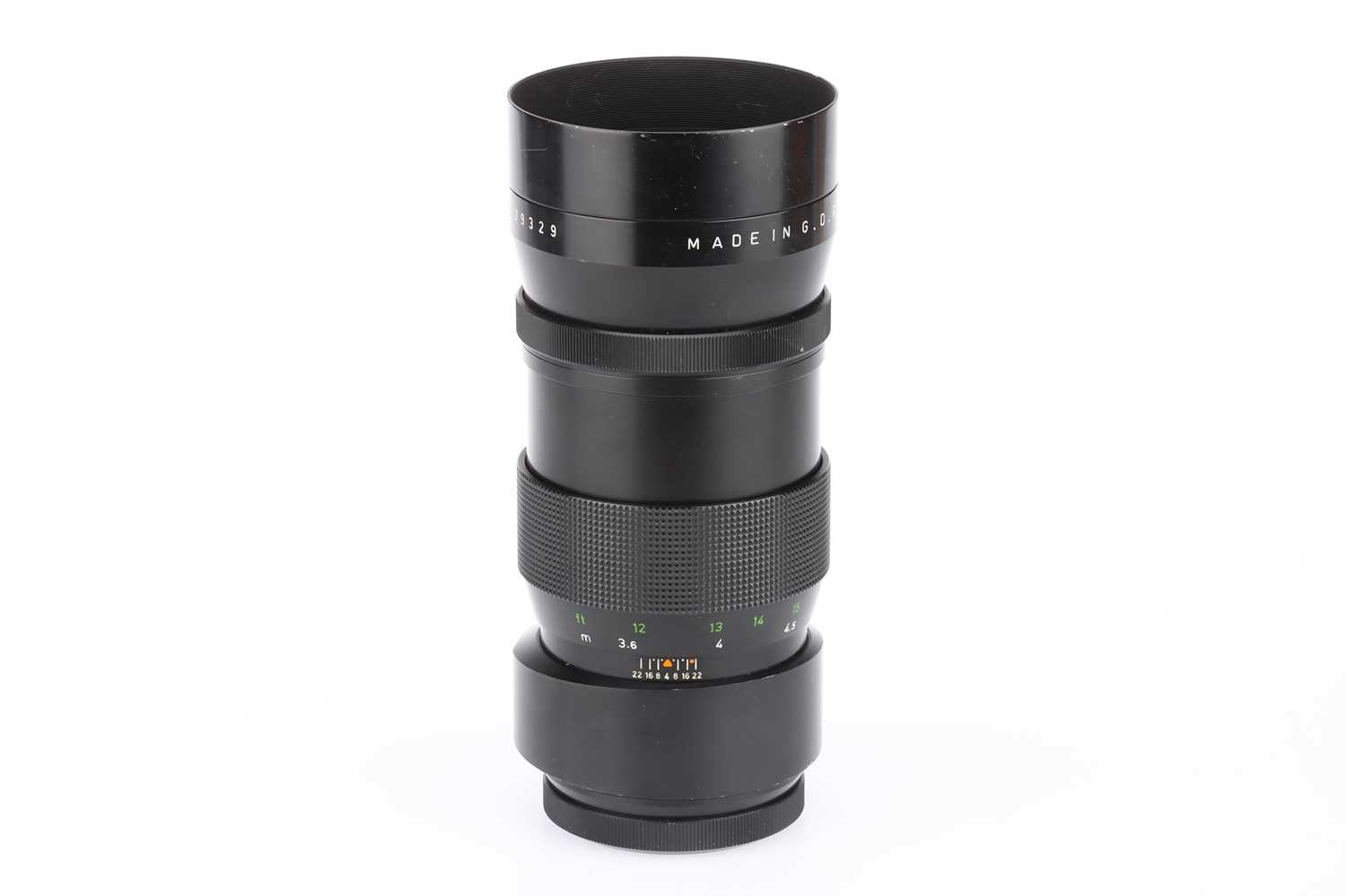 Lot 457 - A Pentacon f/4 300mm Lens