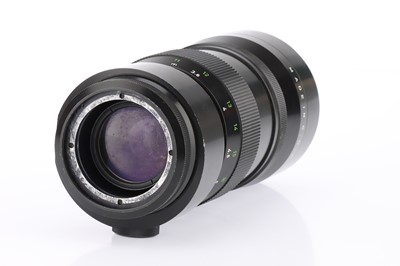 Lot 457 - A Pentacon f/4 300mm Lens