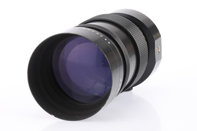 Lot 457 - A Pentacon f/4 300mm Lens