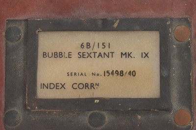 Lot 866 - A 6B/151 Bubble Sextant Mk. IX