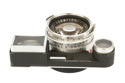 Lot 191 - A Leitz Summilux f/1.4 35mm ”Steel Rim’ Lens