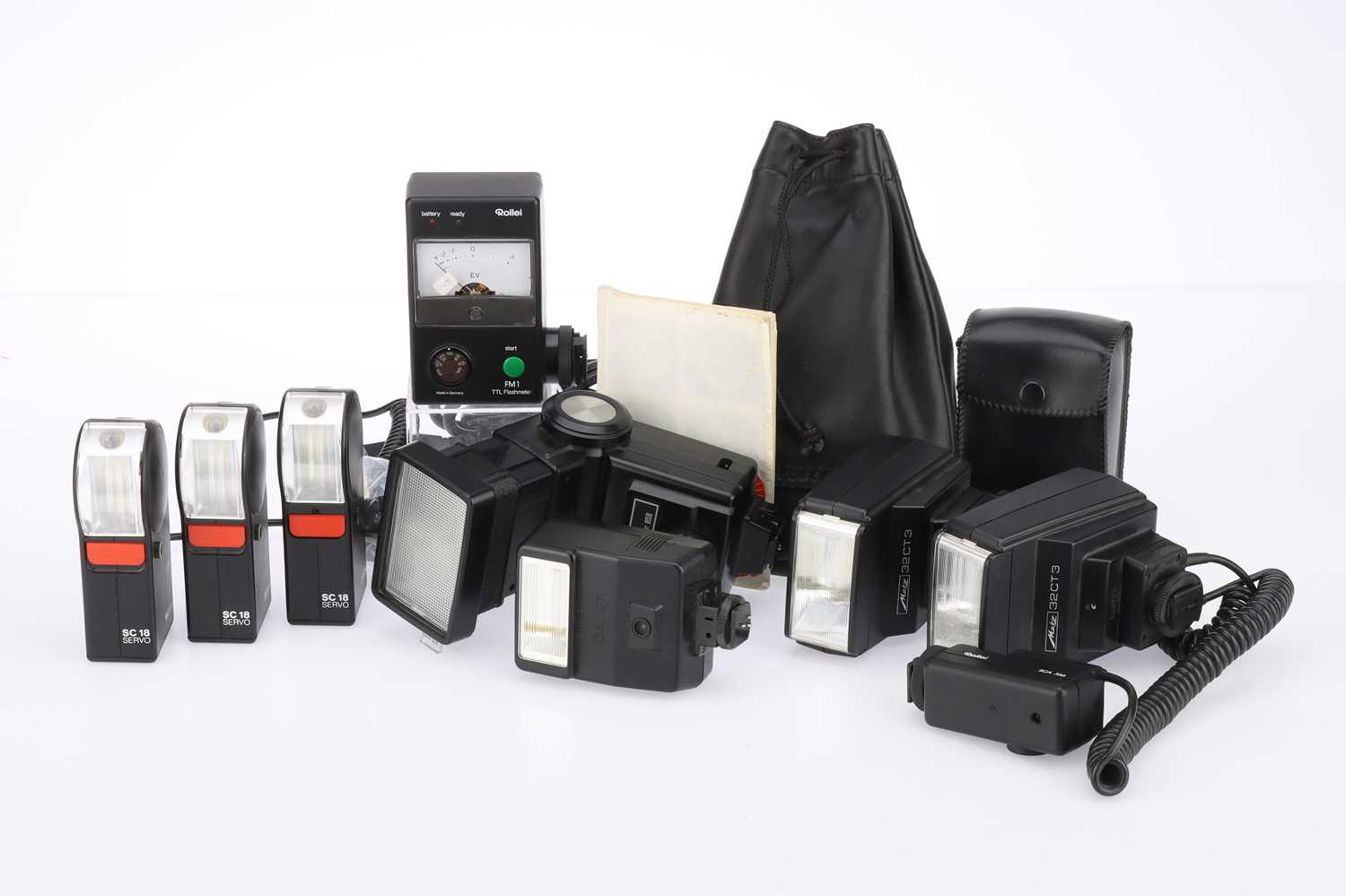 Lot 570 - A Mixed Selection of Camera Flash Guns