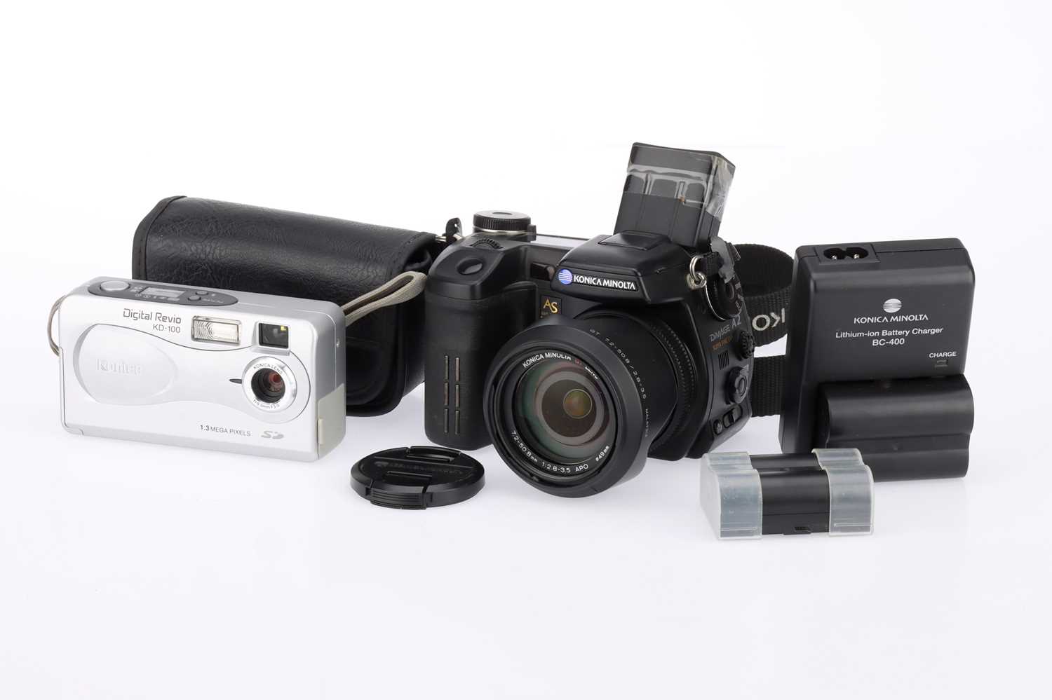 Lot 392 - Two Konica Minolta Digital Compact Cameras