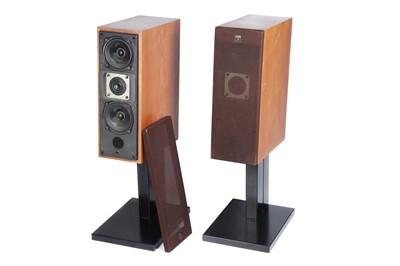 Lot 914 - A Pair of Meridian M2 Active Loudspeakers