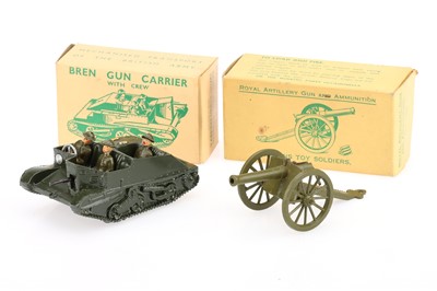 Lot 975 - Britains last version boxed 1876 Bren Gun Carrier (With Crew) in dark green with gold exhausts, with 1263 Royal Artillery Gun