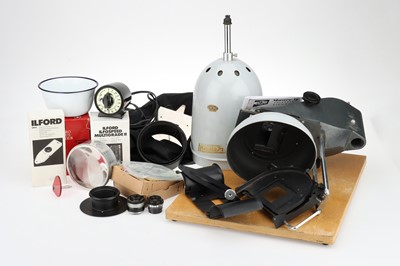 Lot 286 - A Collection of Gnome Enlarger and Darkroom Components