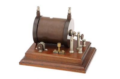 Lot 402 - A Good Induction Coil