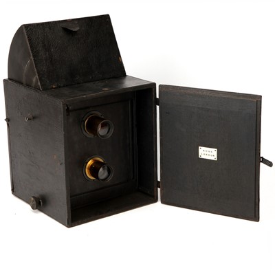 Lot 131 - A Ross Portable Divided TLR Camera
