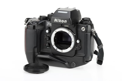 Lot 32 - A Nikon F4 35mm SLR Camera