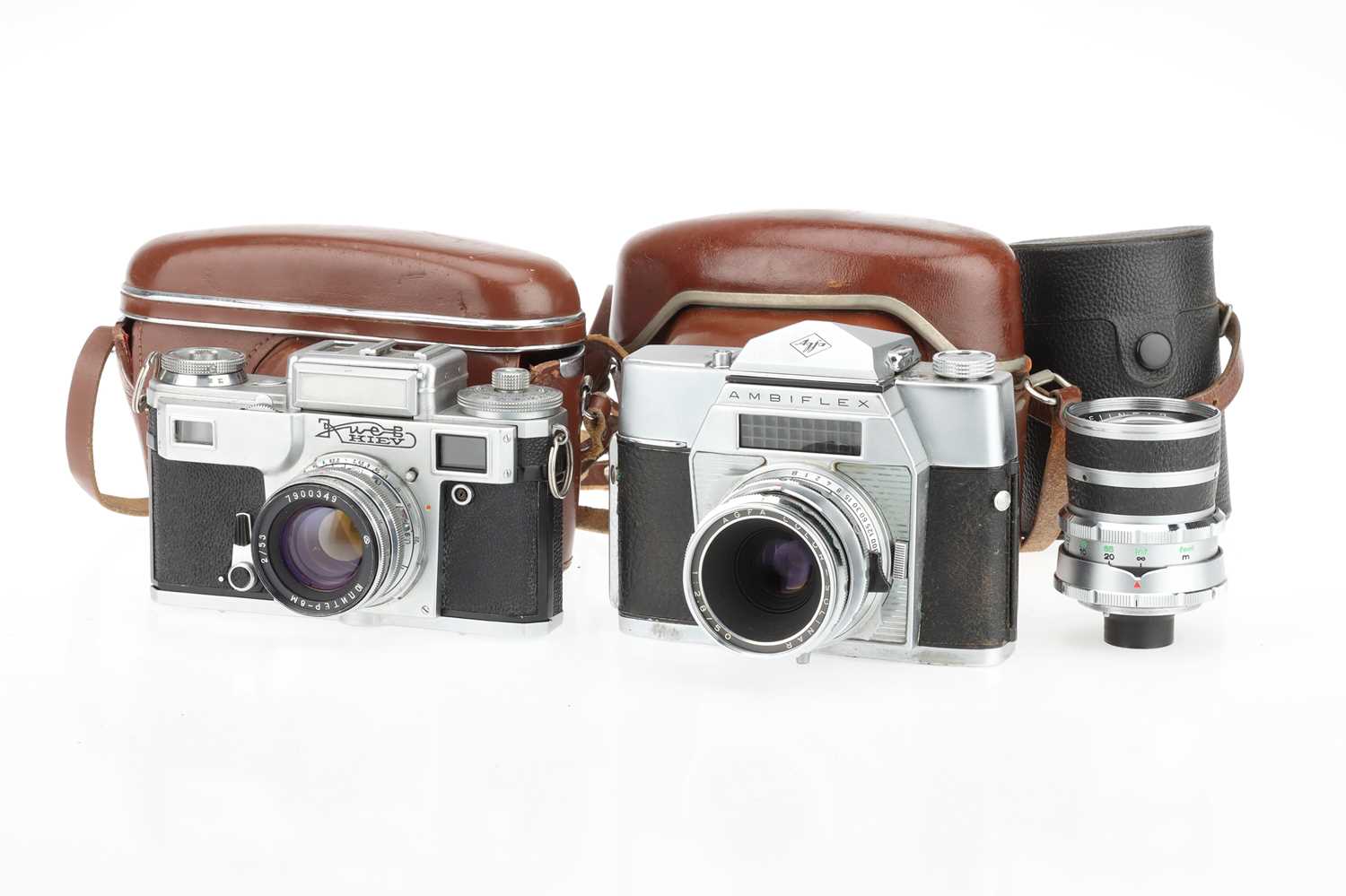 Lot 53 - An Agfa Ambiflex 35mm SLR Camera