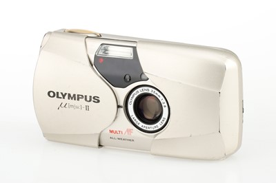 Lot 71 - An Olympus MJU 35mm Compact Camera