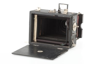 Lot 210 - An Unmarked Folding Strut Camera