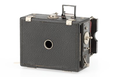 Lot 210 - An Unmarked Folding Strut Camera