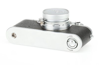 Lot 7 - A Leitz Wetzlar Leica IIIc 35mm Rangefinder Camera