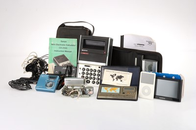 Lot 502 - A Collection of Audio and Electronics Gadgets