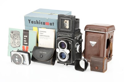 Lot 94 - A Yashica-Mat Medium Format TLR Camera