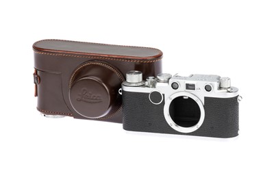 Lot 43 - A Leica IIf Rangefinder Camera Body