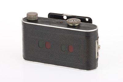 Lot 164 - A Foth Derby and KW Reflex Box Cameras