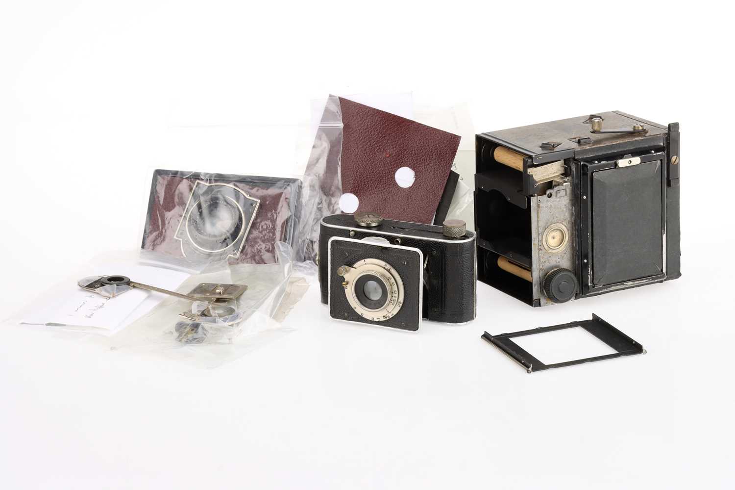 Foth Camera Lot 164 - A Foth Derby and KW Reflex Box Cameras