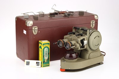 Lot 300 - Jules Richard Stereo Projector