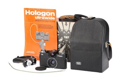 Lot 131 - An Excellent Zeiss Ikon Voigtlander Hologon Ultrawide Camera Set