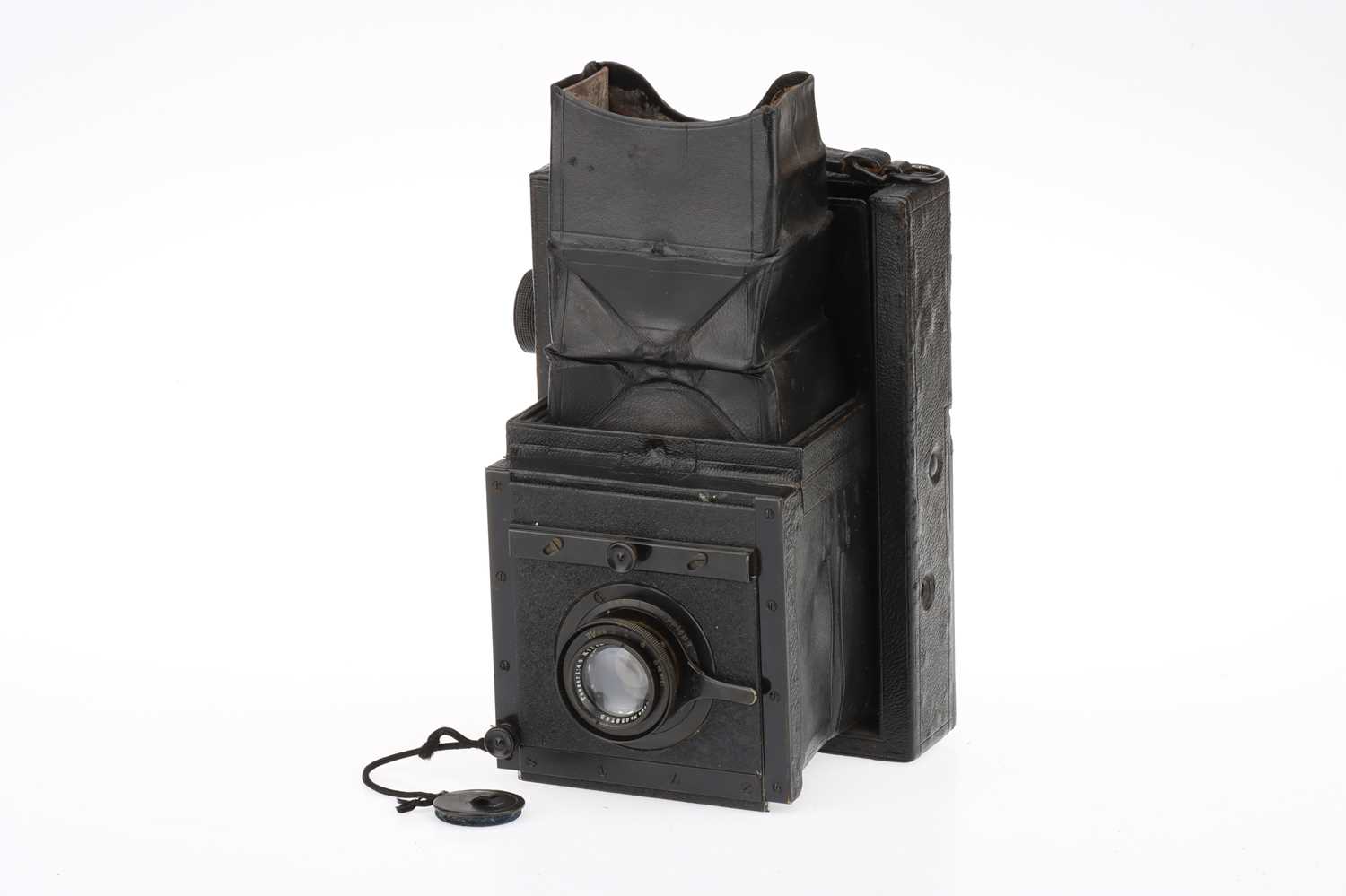 Lot 171 - A Mentor Reflex 6x9 Folding SLR Camera