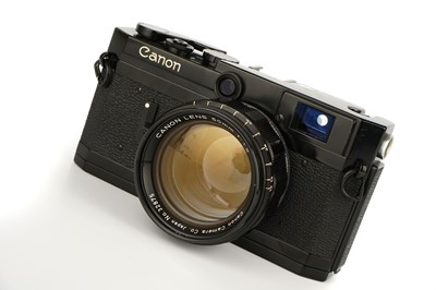 Lot 249 - A Canon VI-L Rangefinder Camera