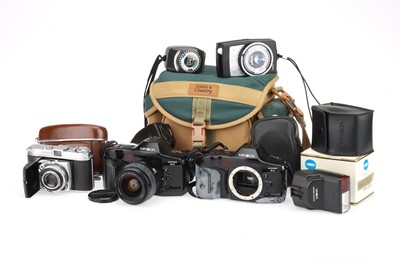 Lot 38 - A Group of 35mm Cameras and Accessories