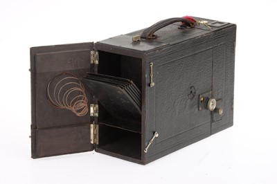 Lot 176 - A Thornton Pickard Focusing Rotator Camera