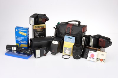 Lot 280 - Canon Speedlite and Other Electronic Flash