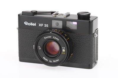 Lot 45 - A Rollei XF35 Compact Camera