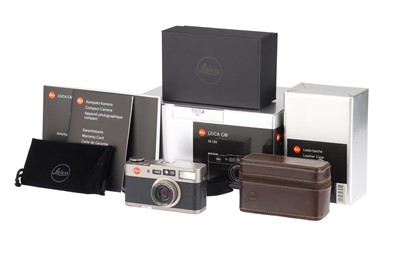 Lot 125 - A Leica CM Compact Camera