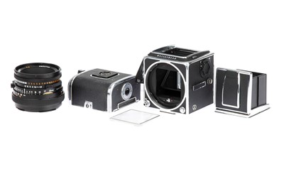 Lot 136 - A Hasselblad 503CX Medium Format Camera Outfit