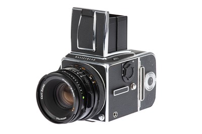 Lot 136 - A Hasselblad 503CX Medium Format Camera Outfit