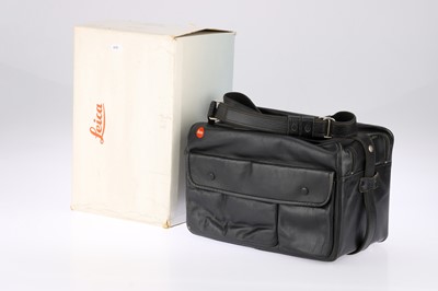 Lot 47 - A Leica Hold-All R Camera Outfit Bag