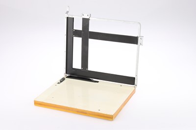 Lot 69 - A Leitz Wetzlar Darkroom Printing Easel