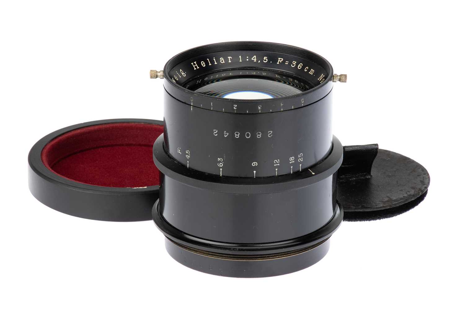 Lot 230 - A Voigtlander Heliar f/4.5 360mm Lens