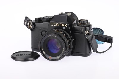 Lot 180 - A Contax 139 Quartz 35mm SLR Camera